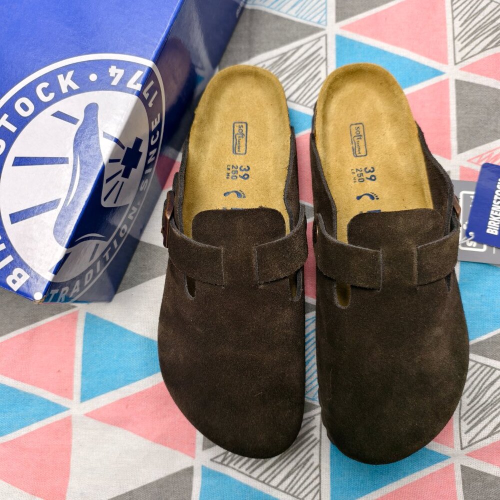 Women's Mocha Suede Birkenstock Boston Shoes - Narrow Fit